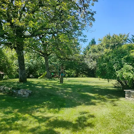 La Fayolle En Perigord Panzió